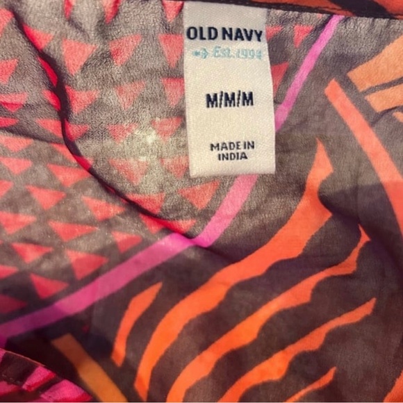 Old Navy Beach Swim Coverup Medium - Picture 7 of 7